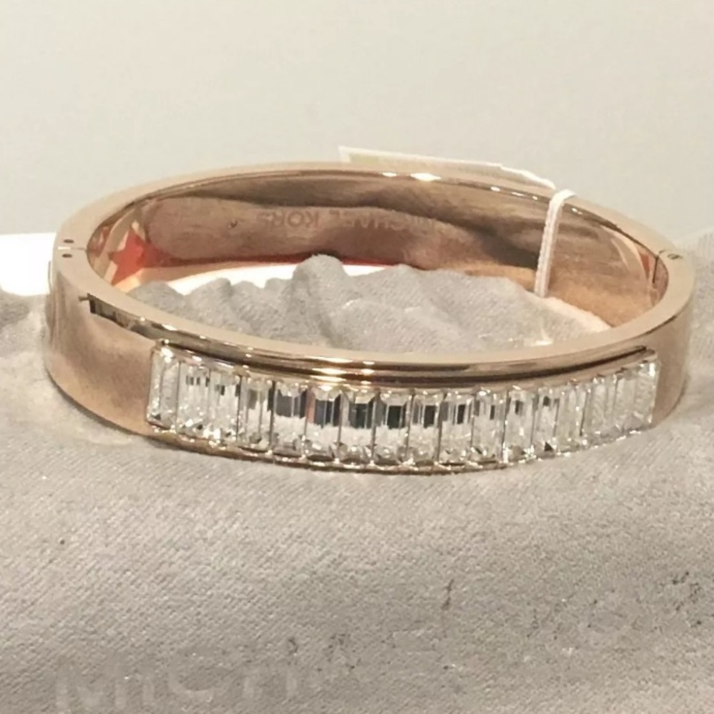 Micheal Kors Hinge Bracelet